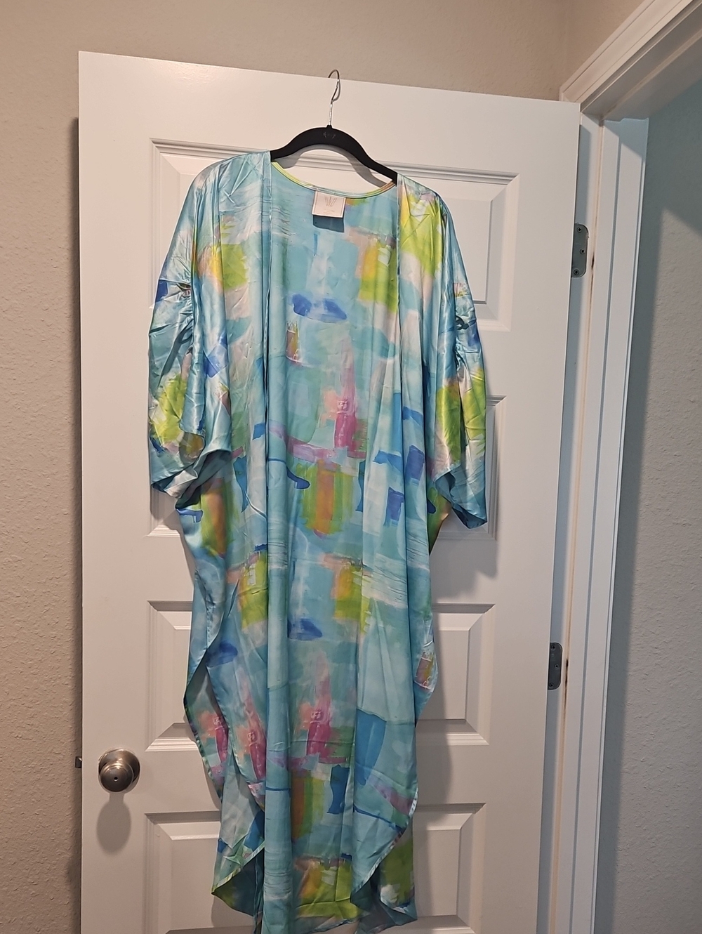 Winton And Waits Light Blue Abstract Print Kimono Robe